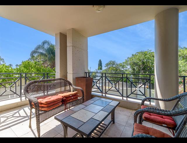2 BEDROOM APARTMENT RENTED IN MORNINGSIDE